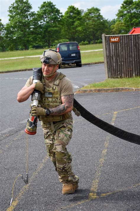 DVIDS Images 442d POL Receives FARP Training From 100th POL Image