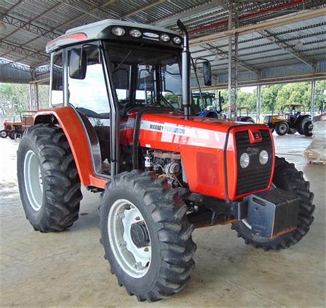 Trator Massey Ferguson Modelo 275 4x4 Advanced