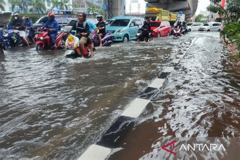 Bmkg Imbau Masyarakat Pesisir Waspada Banjir Rob Februari