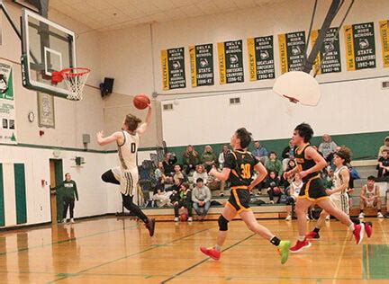 Huskies boys make Panthers hiss | Delta High School | deltawindonline.com