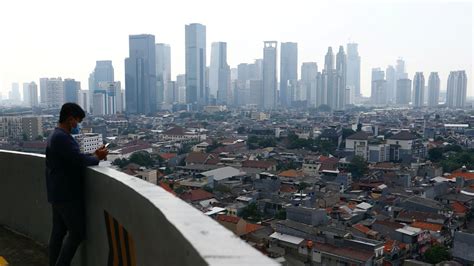 Indonesian court rules president negligent over Jakarta air pollution ...