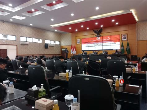 Dprd Kota Blitar Gelar Sidang Paripurna Bahas Propemperda Dan Lkpj