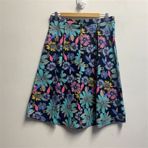 Otto Mode Women's Size 12 Floral Skirt Multicoloured (s)