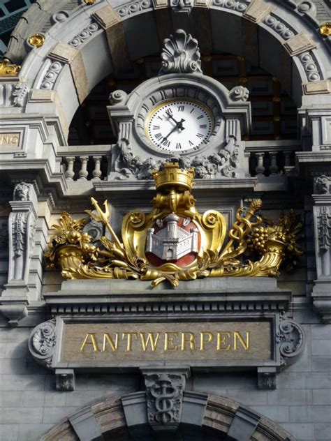 Solve Central Railway Station Antwerp Large Jigsaw Puzzle