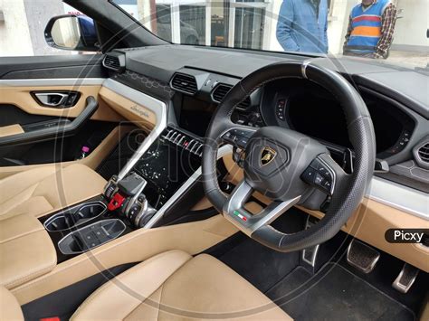 Lamborghini Urus Interior Pictures | Cabinets Matttroy