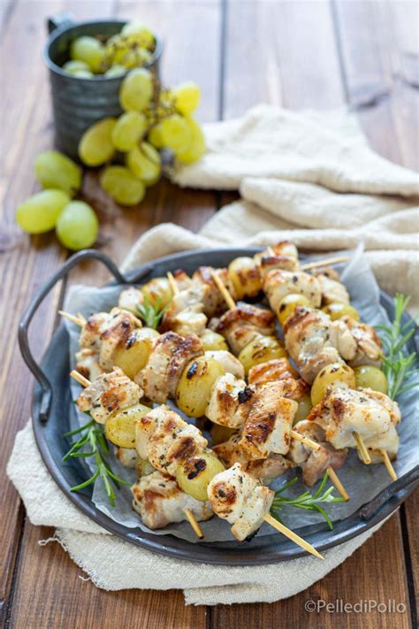 Spiedini Di Pollo Con Uva E Pancetta Gustosi E Veloci Da Preparare