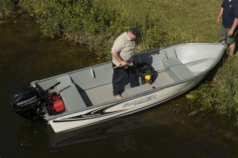 New Smoker Craft Alaskan Dlx Boat Trader