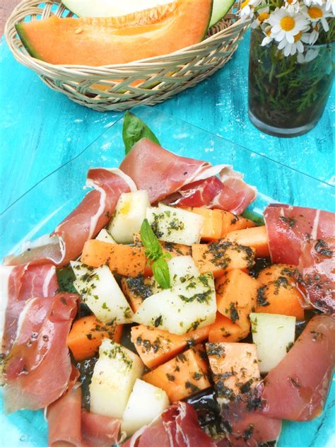 RECETAS PARA ENAMORAR Y DULCES BOCADITOS ENSALADA DE MELÓN Y JAMÓN CON