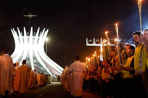 Confira O Que Abre E O Que Fecha No Dia De Corpus Christi No DF