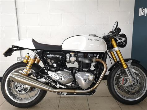 Triumph Thruxton 1200 R Specs - Triumph Thruxton R Review Auto Express ...