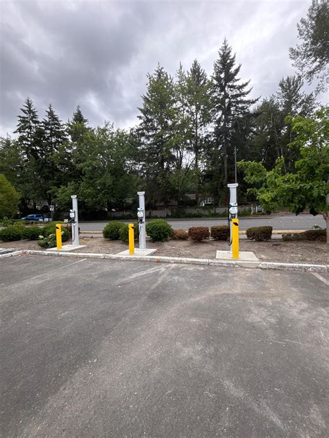 Hidden Creek Condos (Coming Soon) | Bellevue, WA | EV Station