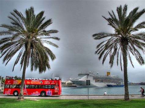 Turismo De Cruceros En Gran Canaria El Puerto De La Luz En Gran