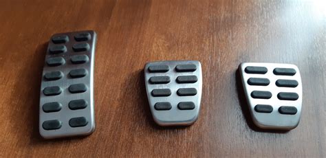 Накладки на педали — Hyundai Solaris Hatchback, 1,6 л, 2012 года ...