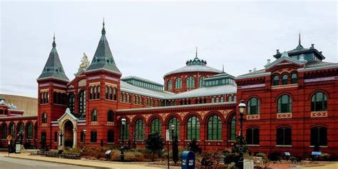 The Smithsonian Castle - Washington DC, United States