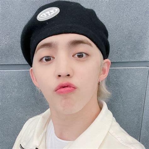 Pin By Alex On Kbabies Seventeen Scoups Ups Icon Ups Cute