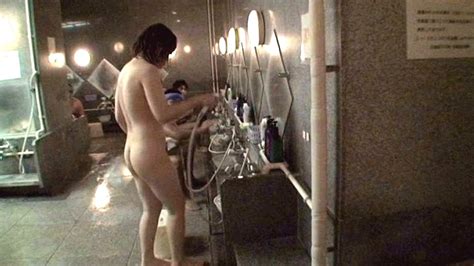 Watch Smow Let A Naked Actress Play In A Public Sauna During