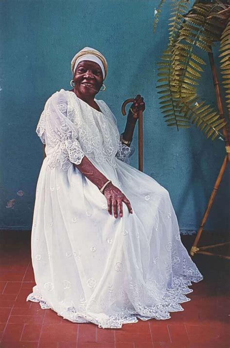 Ciep Clementina De Jesus - Clementina de Jesus: o legado imortal da voz que levantou a ...