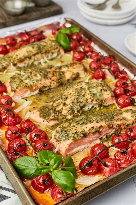 Minute Baked Pesto Salmon Easy Dinner Recipes