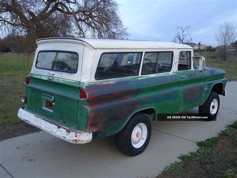 1963 Factory 4x4 Chevy Suburban Carryall C10