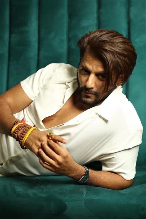 Karanvir Bohra Aka Viraj Dobriyal From Star Bharats Saubhagyavati