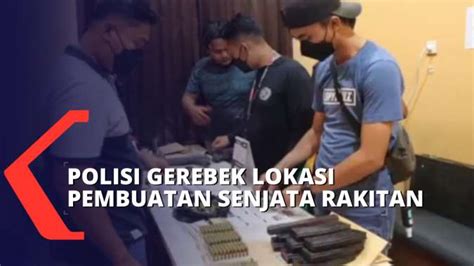 Polisi Gerebek Lokasi Pembuatan Senjata Rakitan Di Papua Ratusan