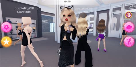 Dress to Impress: How Roblox Is Shaping Digital Fashion Culture