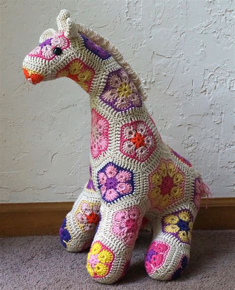 Crochet Patterns for Pansy and Grape Trimmed Chair Back Sets 12