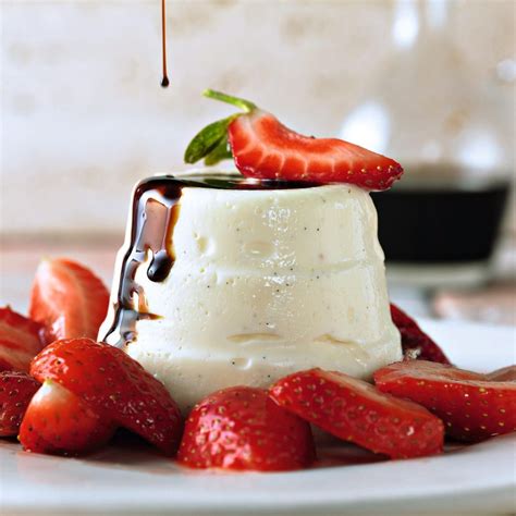 Panna Cotta So Gelingt Das Dessert Aus Italien BRIGITTE De