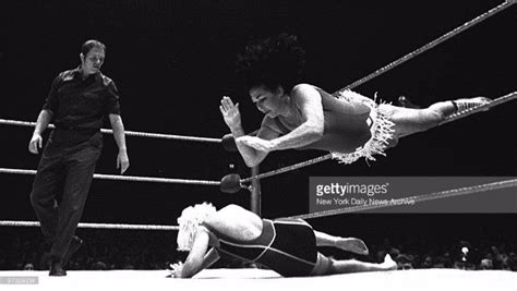 Vintage Female Wrestling 27 Amazing Photos That Show Women Fighting