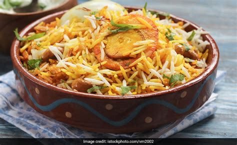 Indian Cooking Tips: Easy Biryani Masala Recipe For Homemade Biryani ...