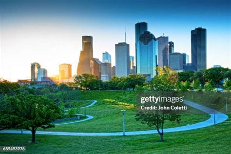 64 Houston Skyline Sunrise Stock Photos, High-Res Pictures, and Images ...