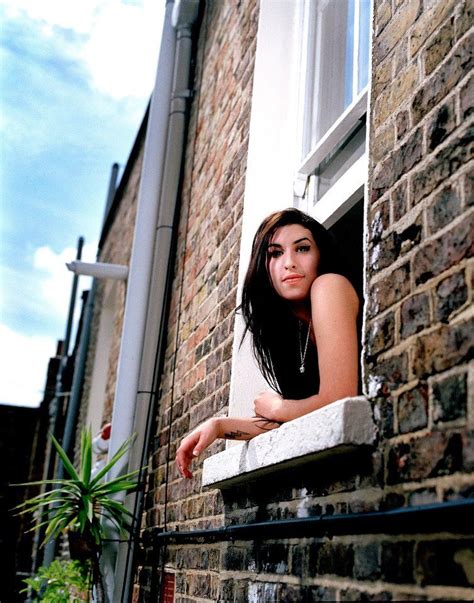 Amy Winehouse Charity Sets Up Home For Female Recovering Addicts Amy