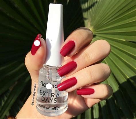 Pin De Retaj Saad Em Nails Esmalte De Unhas Unhas Esmalte