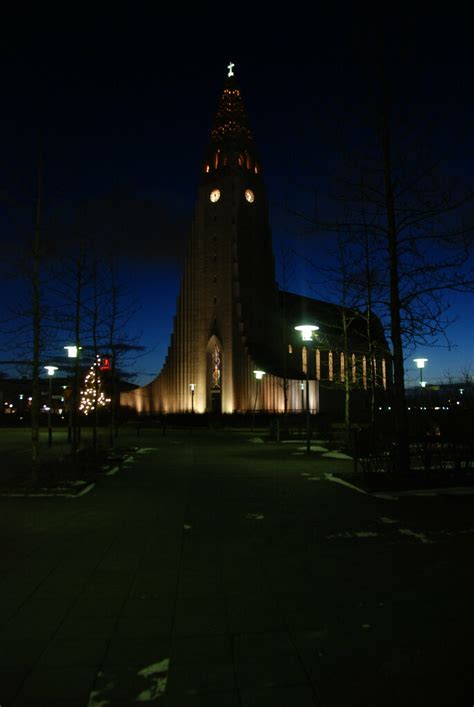 Hallgrimskirkja Reykjavik Iceland The Largest Church In Flickr