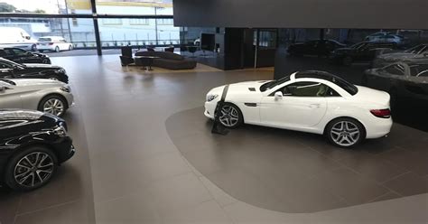 BLOG DO JORNALISTA ARNALDO MOREIRA Mercedes Benz Inaugura