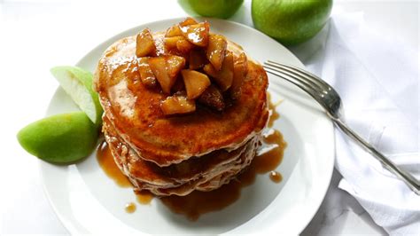 Homemade Apple Cinnamon Pancakes Recipe