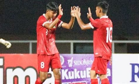 Dihajar Indonesia Vs Barcelona Timnas Indonesia U Dapat