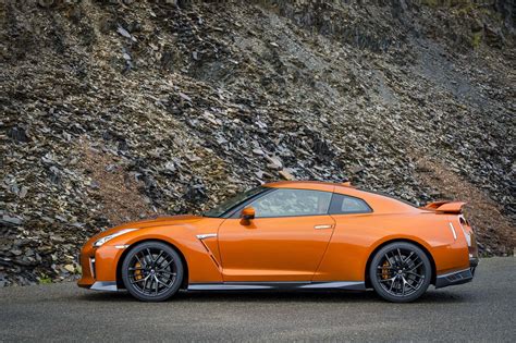 Buy A 2017 Nissan Gt R Get A Complimentary Track Day At Virginia