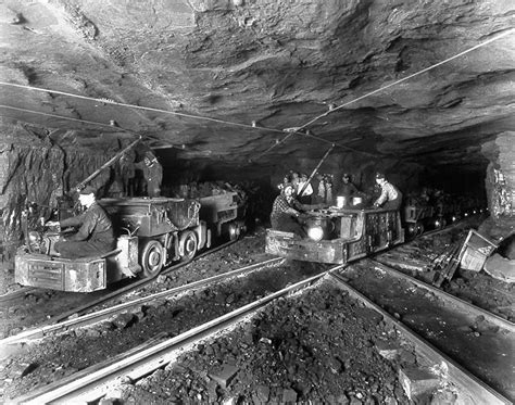 Vintage Photos Of Coal Miners And The Brutal Conditions They Faced