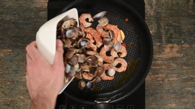 Spaghetti Vongole E Gamberetti Cookaround