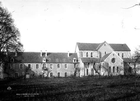 Ancienne abbaye de Noirlac à Bruère Allichamps PA00096746 Monumentum