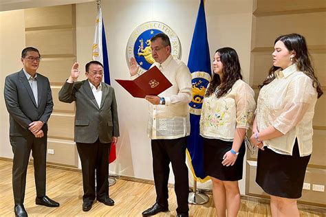 Richard Bachmann Takes Oath As Phl Sports Commission Chairman