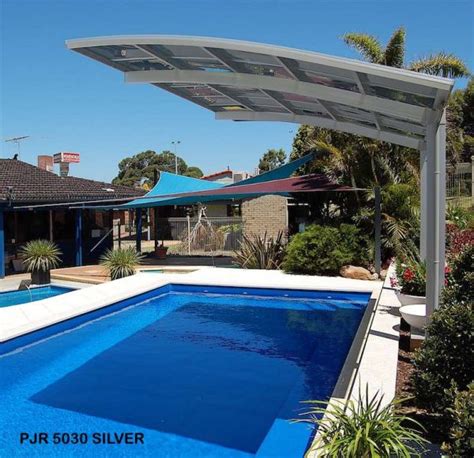 Pool Shade Cantaport