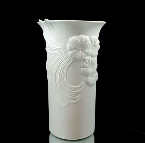 Kaiser Porcelain Art Deco White Bisque German Pottery Urn