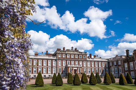 Gallery Knowsley Hall