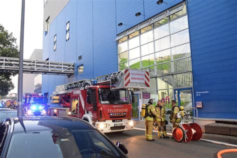 Feuerwehreinsatz Brand In Mannheimer Fabrik Mannheim Und