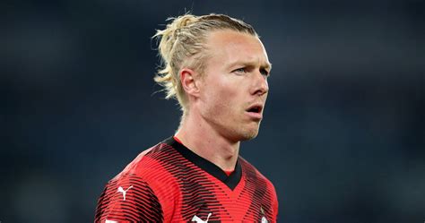 Milan Sollievo Per Kjaer Dopo L Infortunio Nessuna Lesione Muscolare