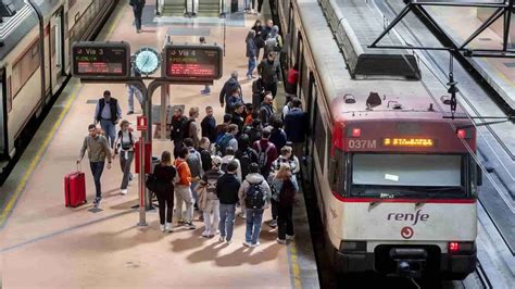 Renfe Emite Hasta Millones De Abonos Gratuitos En El Primer