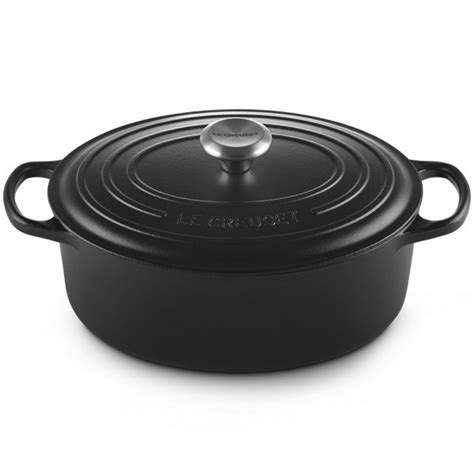 Signature Cocotte Ovale En Fonte Noire Mat De Cm Le Creuset