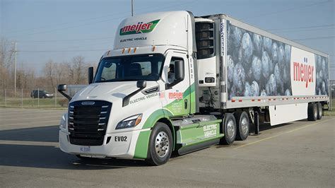 Charged Evs Retailer Meijer Demonstrates Freightliner Electric Class 8 Trucks In Frigid